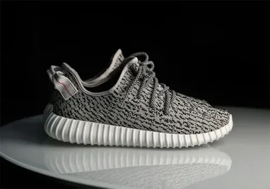 Xuất hiện thông tin Yeezy Boost 350 “Turtle Dove” được mở bán trong tháng 4 này | KICKSPLANET