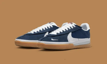 Nike Blue Ribbon SB cùng đế Gum và phối màu Navy mới! | KICKSPLANET