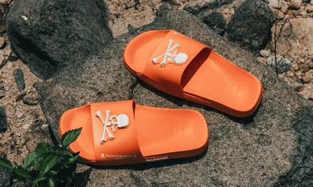 WORLD x Havaianas: mùa hè đến rồi, đi biển thôiii!!! | KICKSPLANET