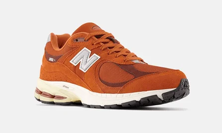 New Balance 2002R trong concept “Orange Suede”!! | KICKSPLANET