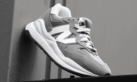 New Balance 57/40 cùng hai phối màu "Bone" và Charcoal" mới!! | KICKSPLANET