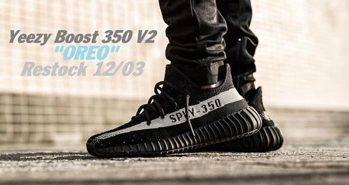 Yeezy Boost 350 v2 “Oreo” restock vào ngày 12/03 | KICKSPLANET